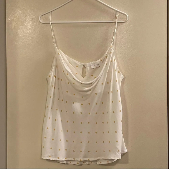 ELODIE Yellow Heart Print‎ Tank Top in White - Picture 3 of 7